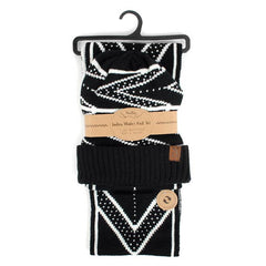 Women's 2pc Reversible Chevron Hat & Infinity Scarf Set