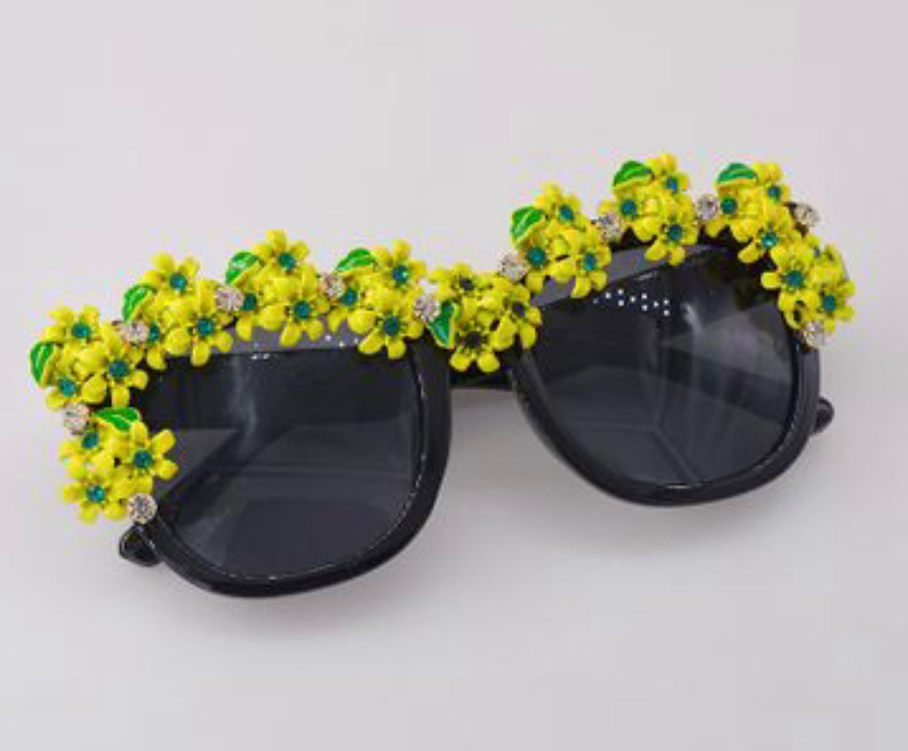 Retro sunflower diamond sunglasses